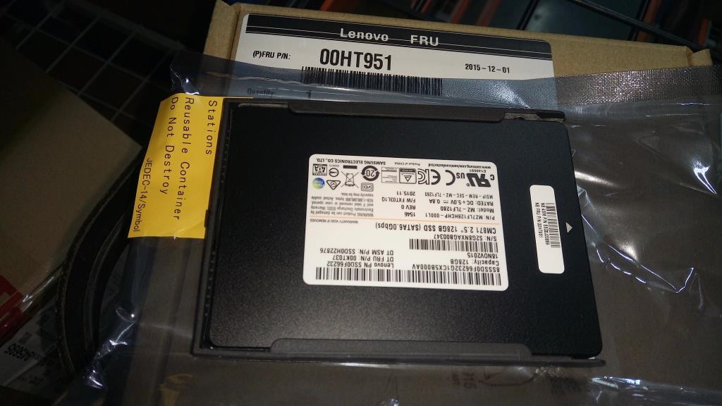 Lenovo Sd Solid State Drives - 00HT951