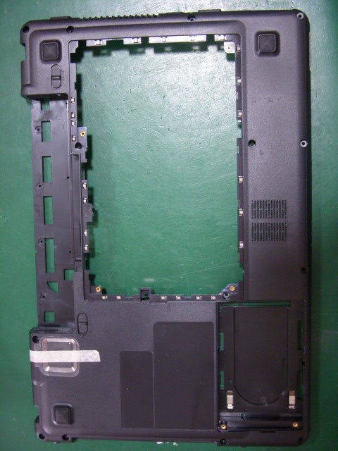 Lenovo 31036823 Case Kiwb1 Lower W/Tv