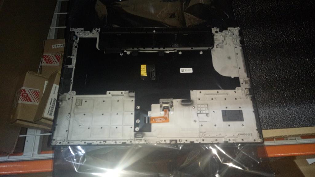 Lenovo Bz Bezels/Doors - 00HN552