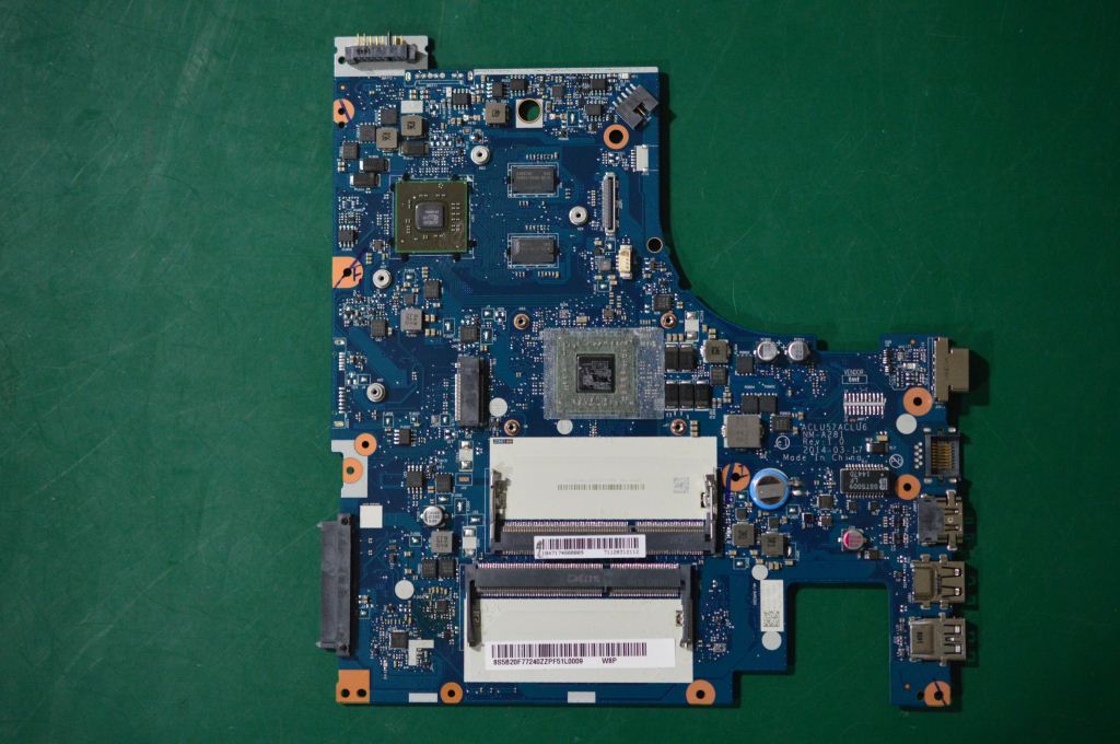 Lenovo Mb Beema A4 18G 15T Dis 2Gpro - 5B20F77240