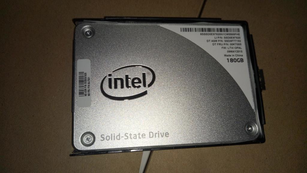 Lenovo 00JT001 Solid State Drives