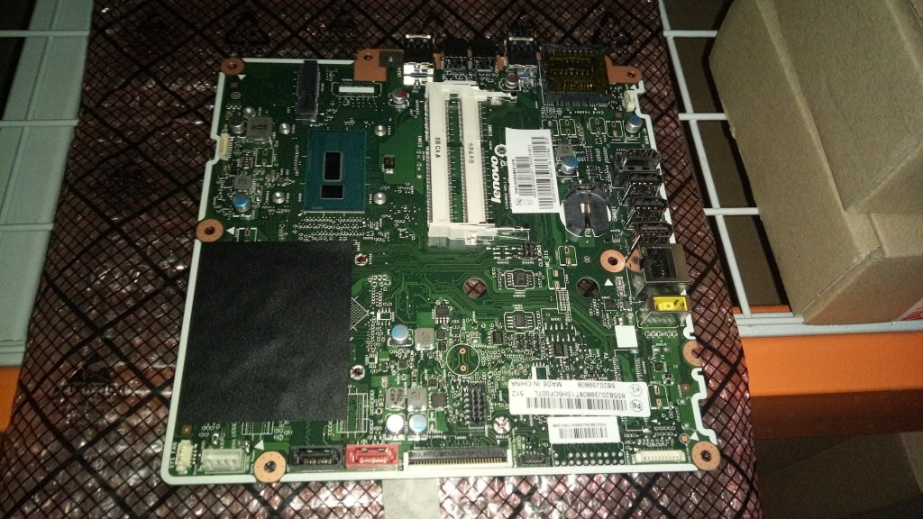 Lenovo 5B20J39806 Win 8 Mb