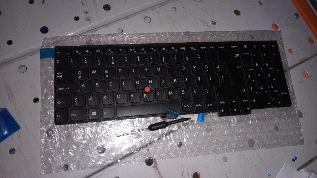 Lenovo Ki Keyboards Internal - 04Y2680