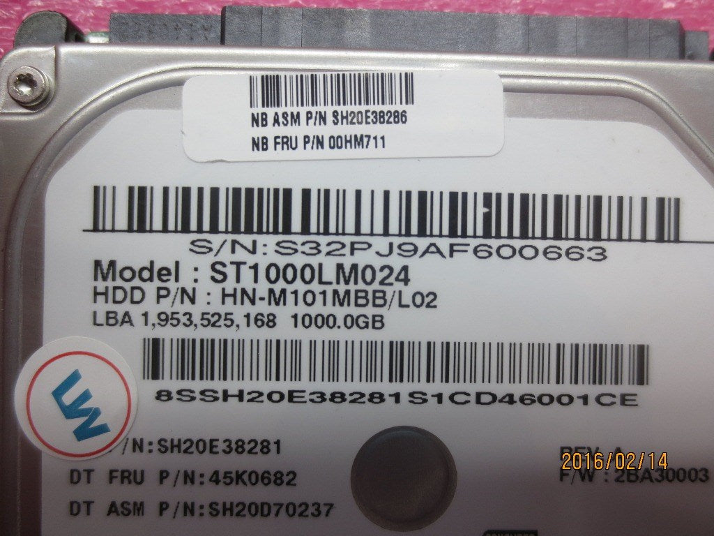 Lenovo Hard Drives - 00HM711