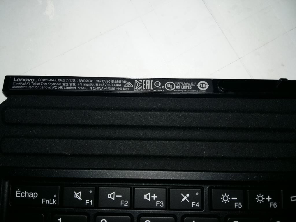 Lenovo Docking W/Keyboard 29-2B107L71 - 01AW611