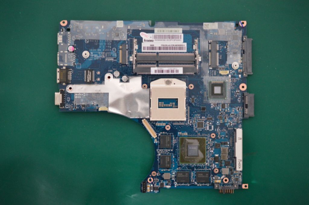 Lenovo Viqy0 Mb W8S 37W Hd Gt1 - 90003619