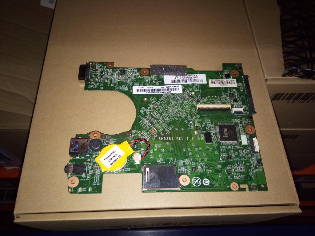 Lenovo Mb - 5B20G97273