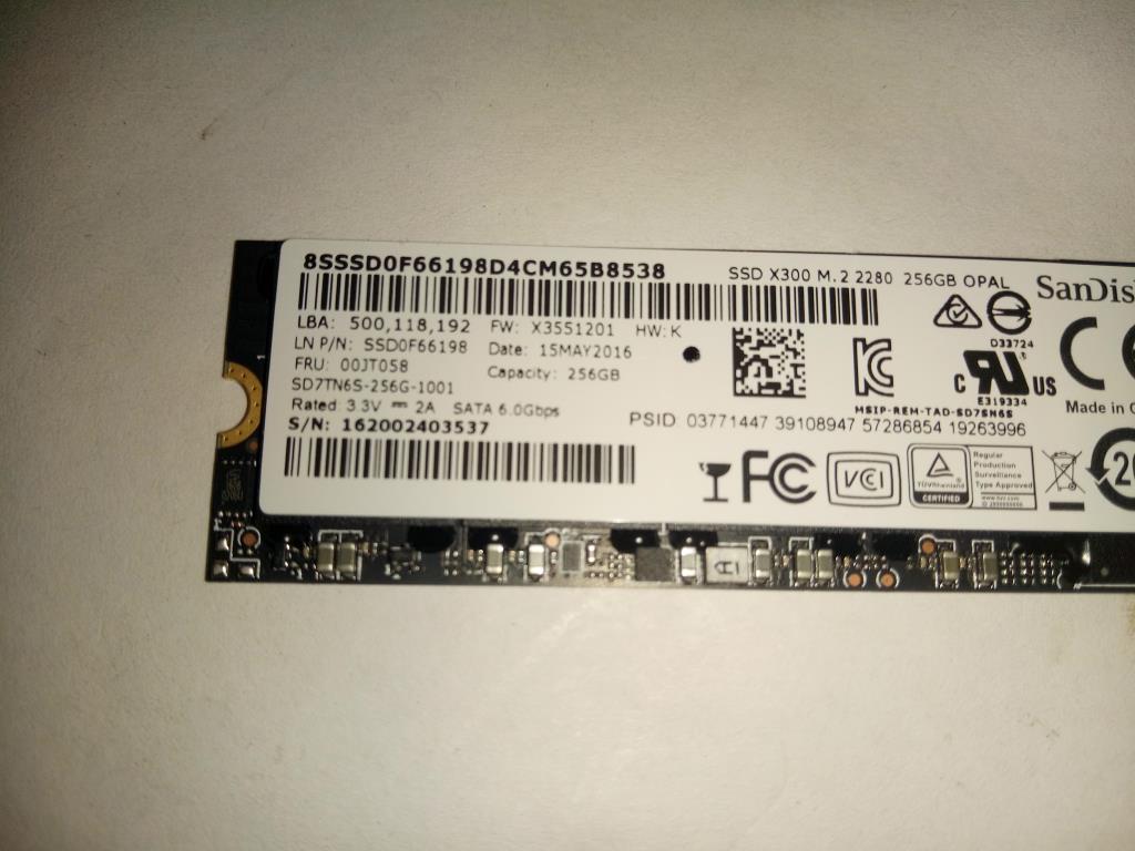 Lenovo Solid State Drive - 00JT058