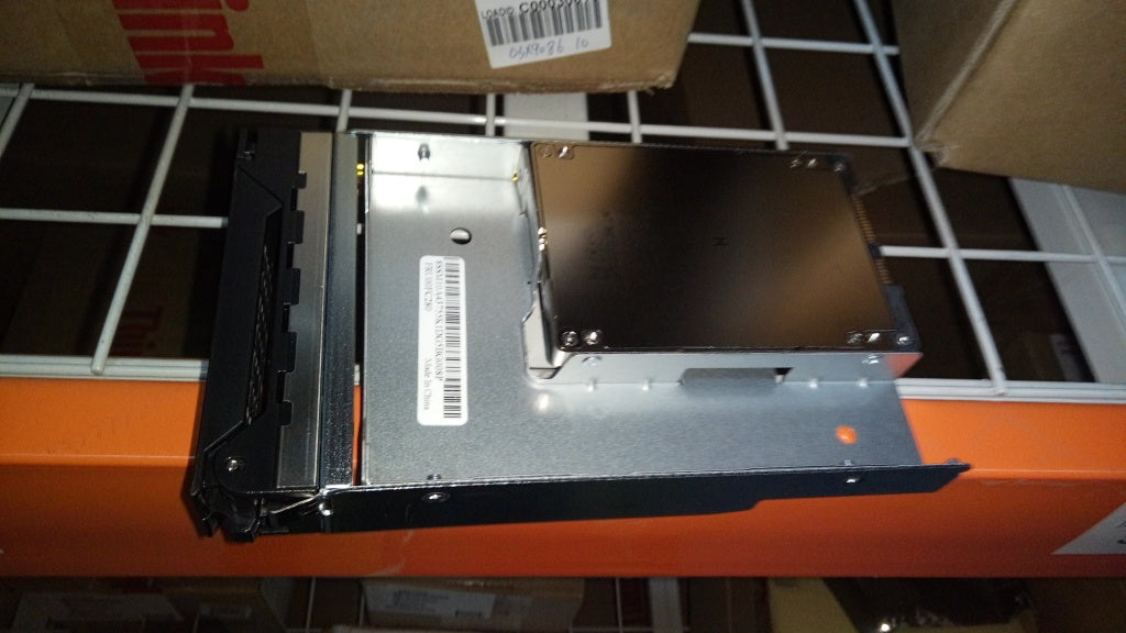 Lenovo Sd Solid State Drives - 03T7885