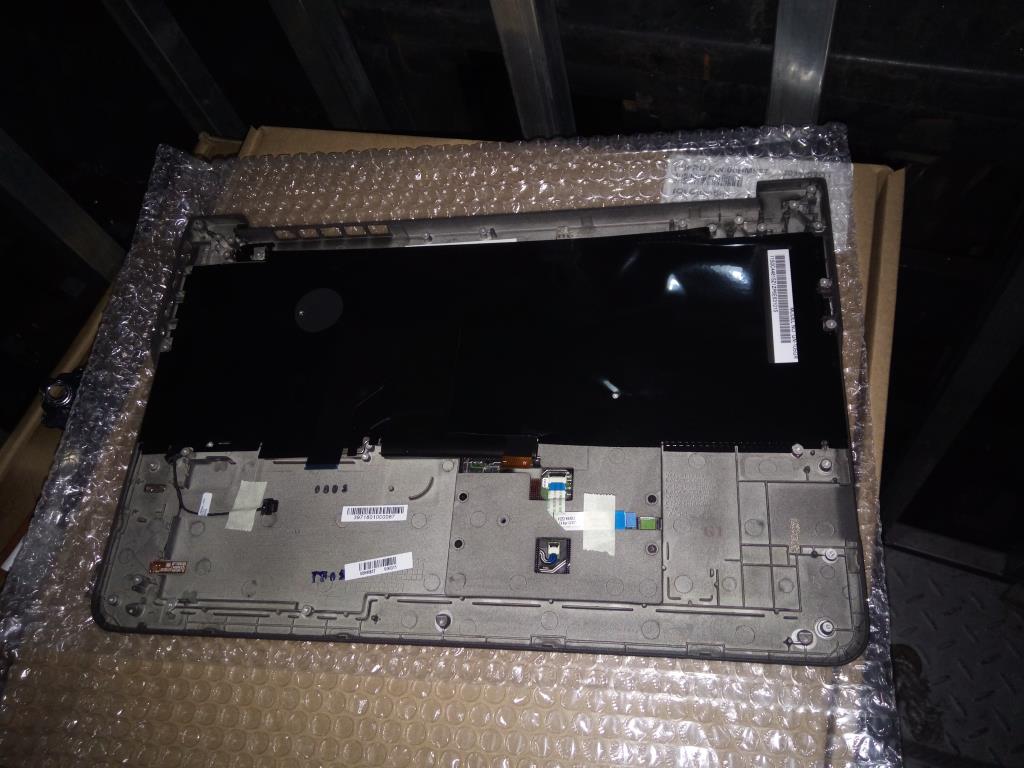 Lenovo Kp Kybd Bezels And Palmrests - 00HM837