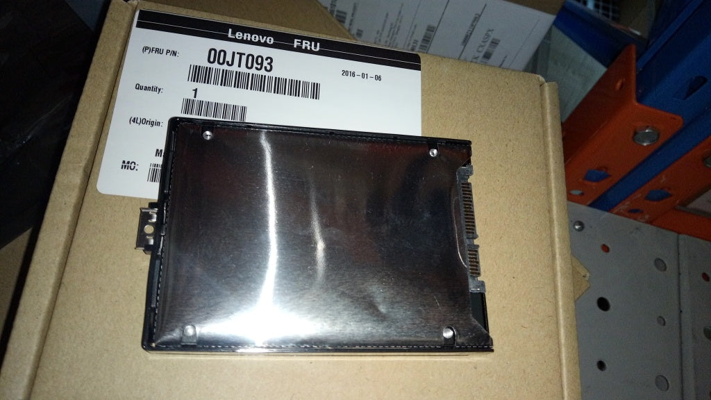 Lenovo Sd Solid State Drives - 00JT093