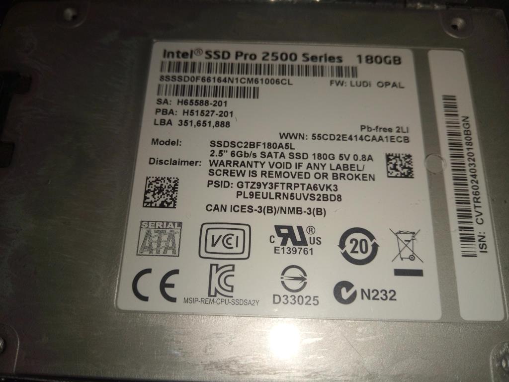 Lenovo Sd Solid State Drives - 00UP348