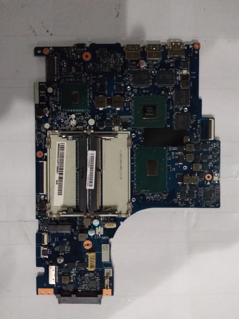 Lenovo Mb Nmb191 I7-7700Hq G0V4G Bl W - 5B20N00231