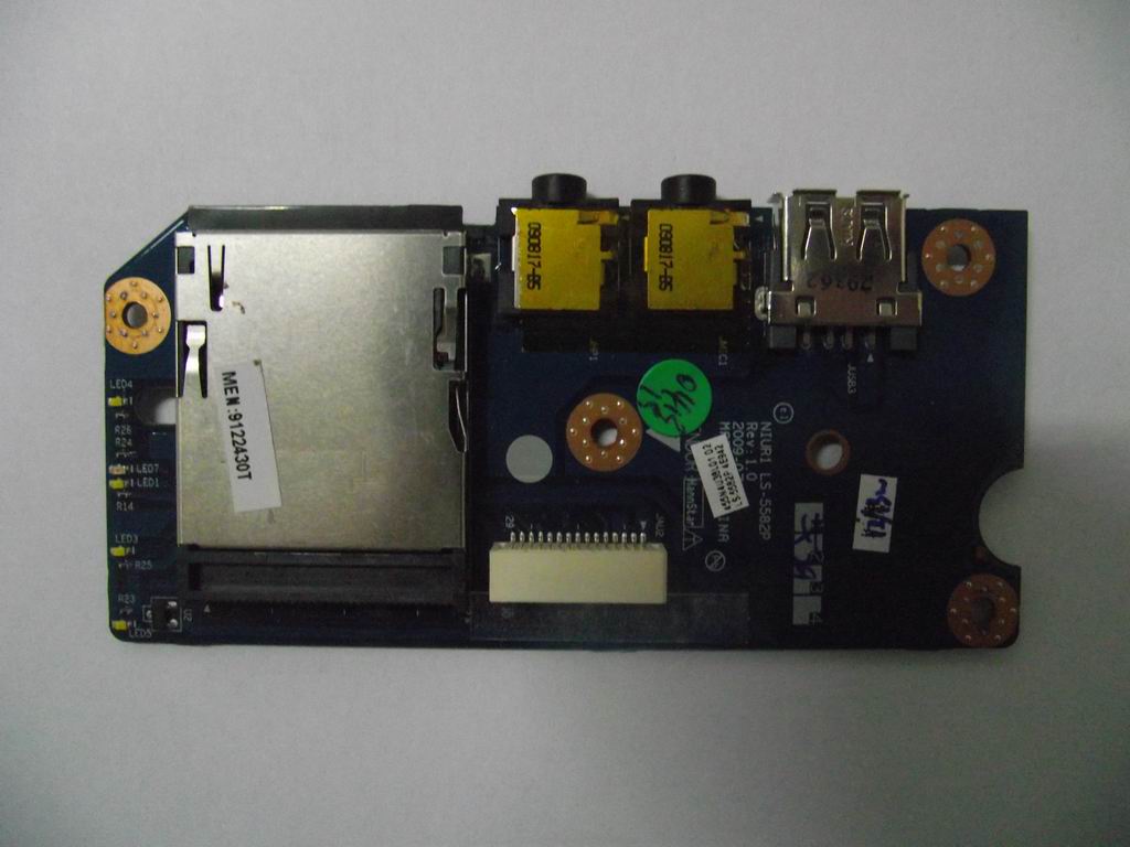 Lenovo Screw - 31039857