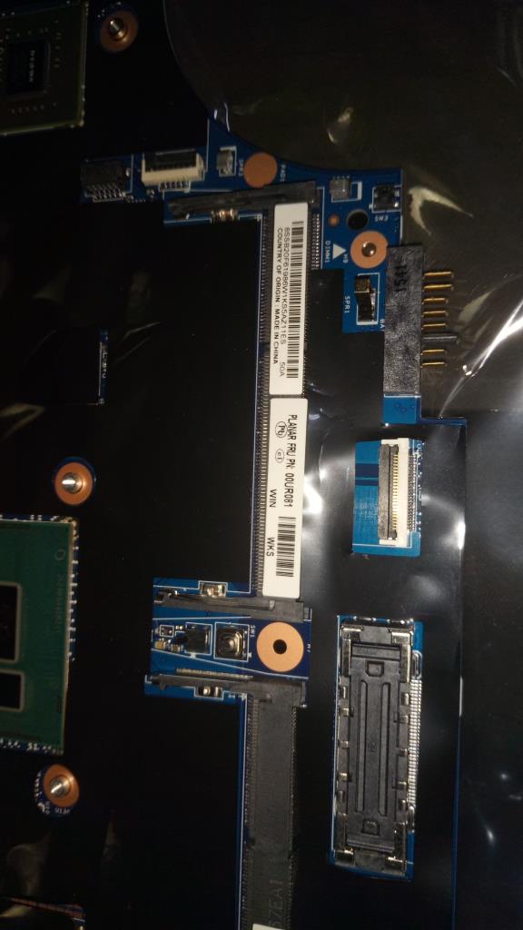 Lenovo Mb - 00UR081