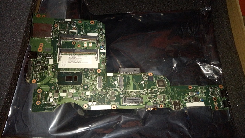 Lenovo Pl System Boards - 00UR704