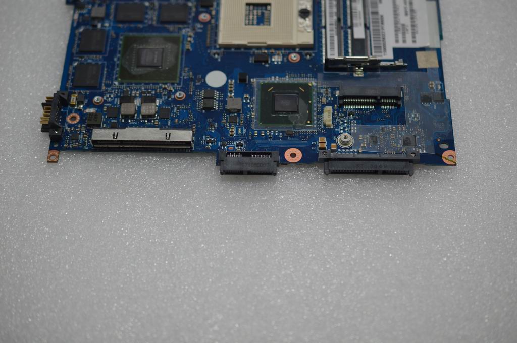 Lenovo Mainboard Qiqy5 W8S 2G 35W N14 - 90002563