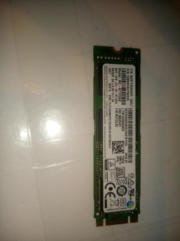 Lenovo Harddrive - 00UP421