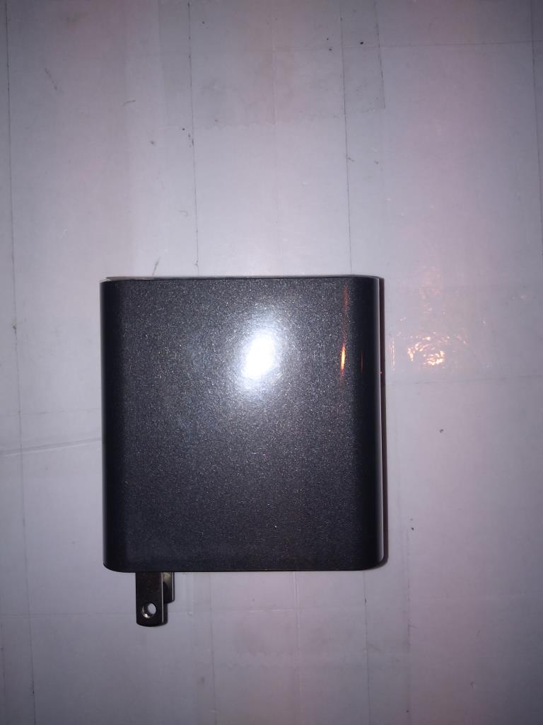 Lenovo Ac Adapter Adl65Wdb 20V/5V 3.2 - 01FR084