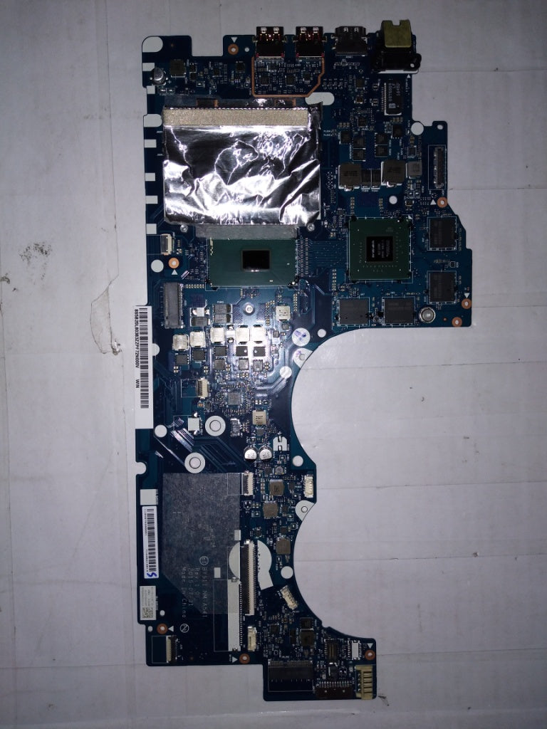 Lenovo Mb Ma541 I7-6700Hq V2G New Win - 5B20L80383