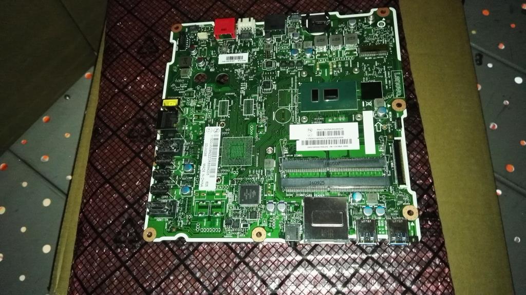 Lenovo Pl System Boards - 00UW097