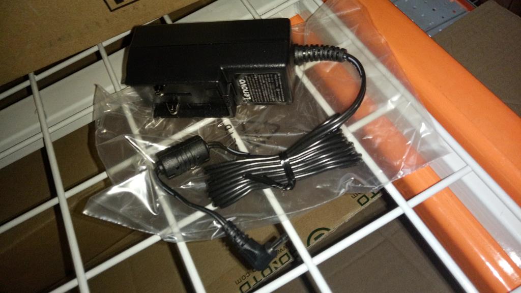 Lenovo Ac Adapter No Ac Clip - 5A10K37672