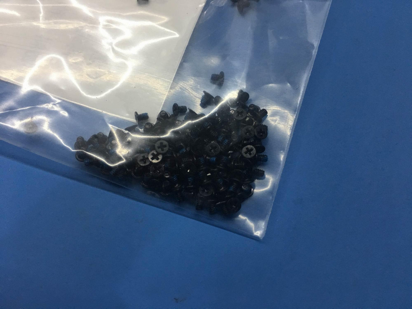 Lenovo Ct-X636F Screw And*Hq221103390 - 5M88C16447