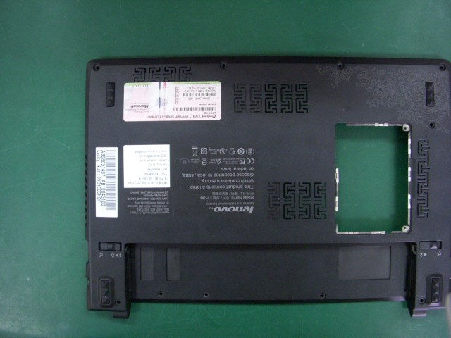 Lenovo 31033519 Bottom Case Assembly U110 13Gn