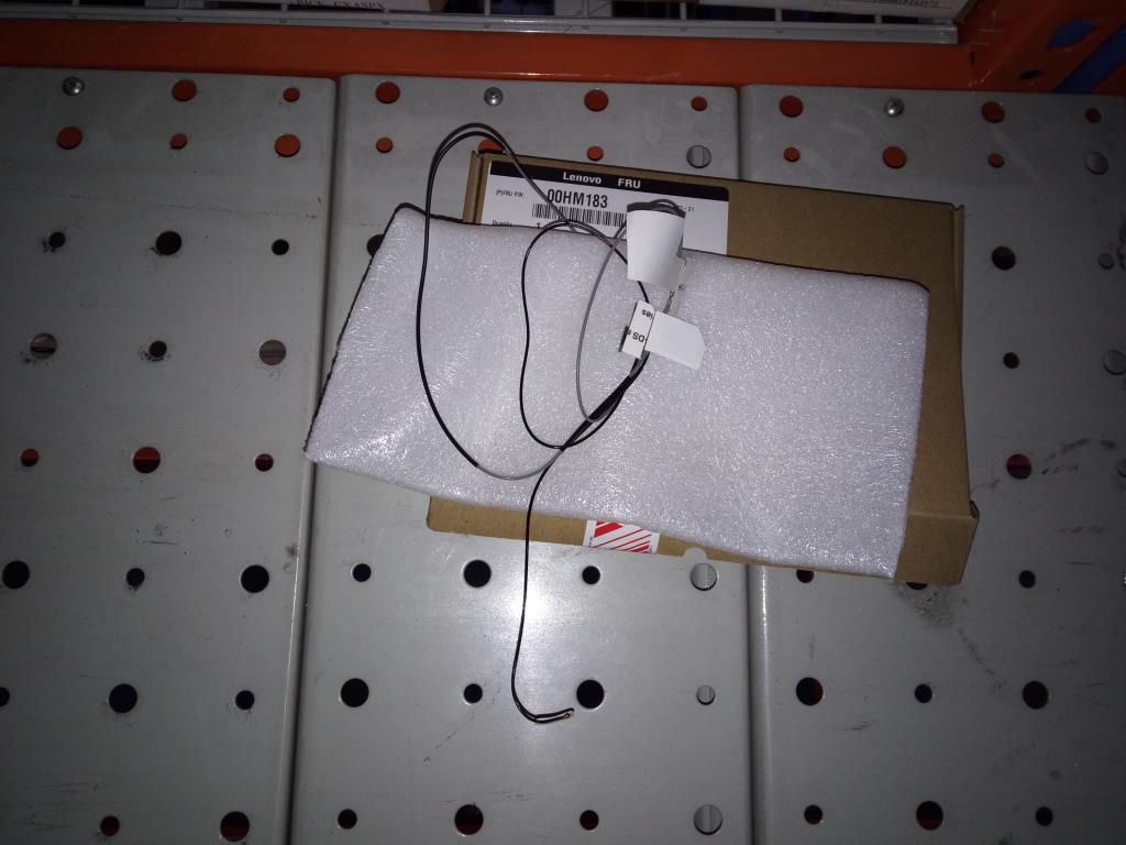Lenovo Cobain Antenna Kit For Wlan On - 00HM183