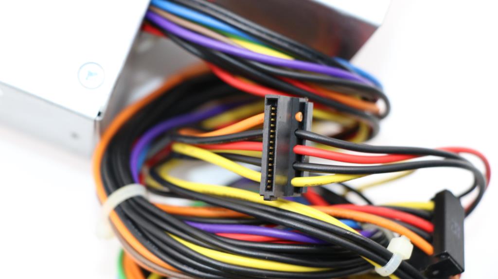 Lenovo Powersup Cru 220W Ps - 41A9670