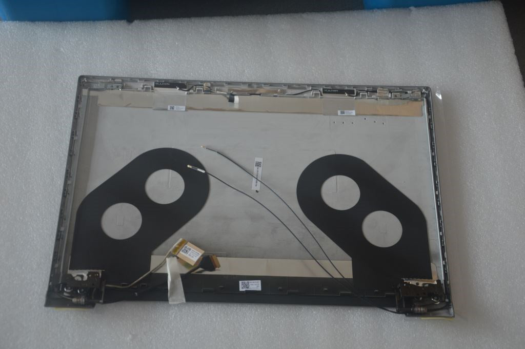 Lenovo Lcd Cover Q 80Sy Sr W/Antenna - 5CB0L84009