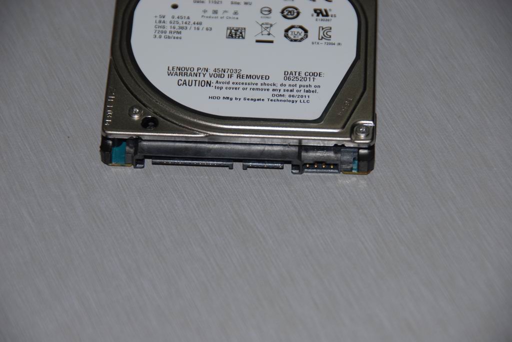 Lenovo 16004533 Hdd Seagate St9320423As 7200Rp