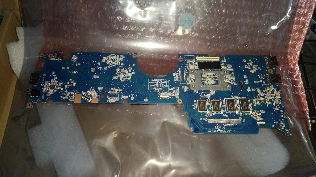 Lenovo Motherboard - 00HT221