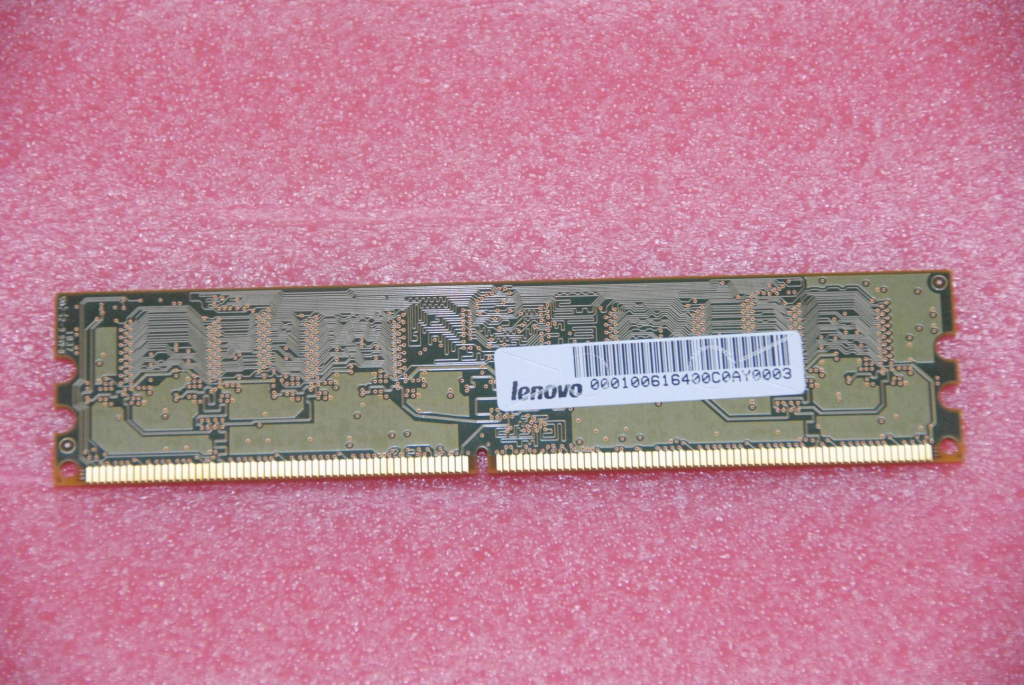 Lenovo Ddrii 1G M378T2863Ehs-Cf700 - 1006164