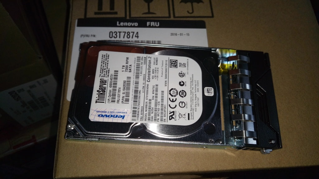 Lenovo Hot Swap Hard Drive - 03T7874