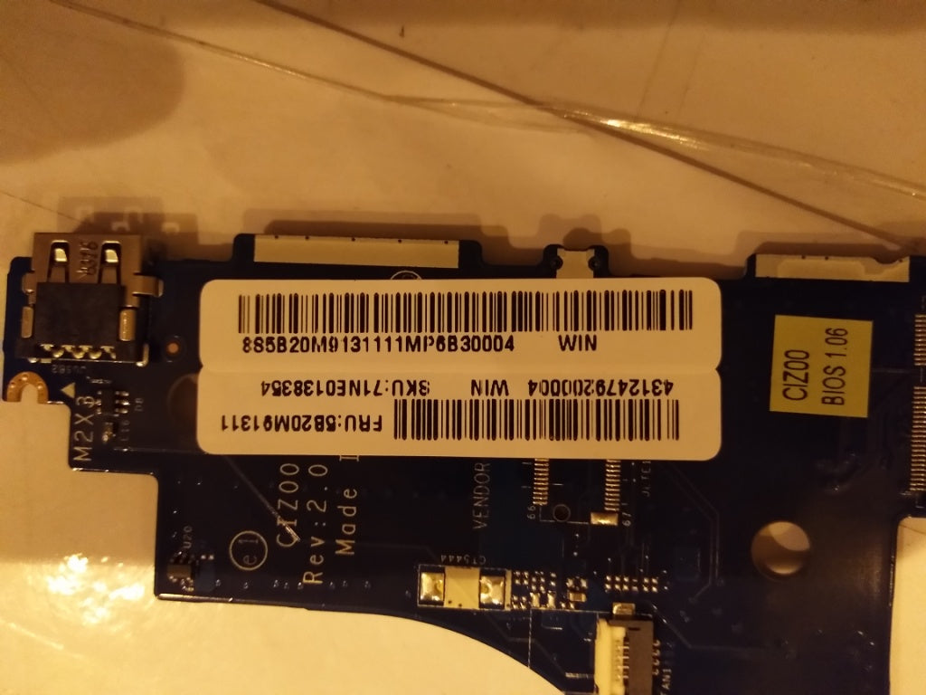 Lenovo Mb Uma I7 8G Bl Win New - 5B20M91311