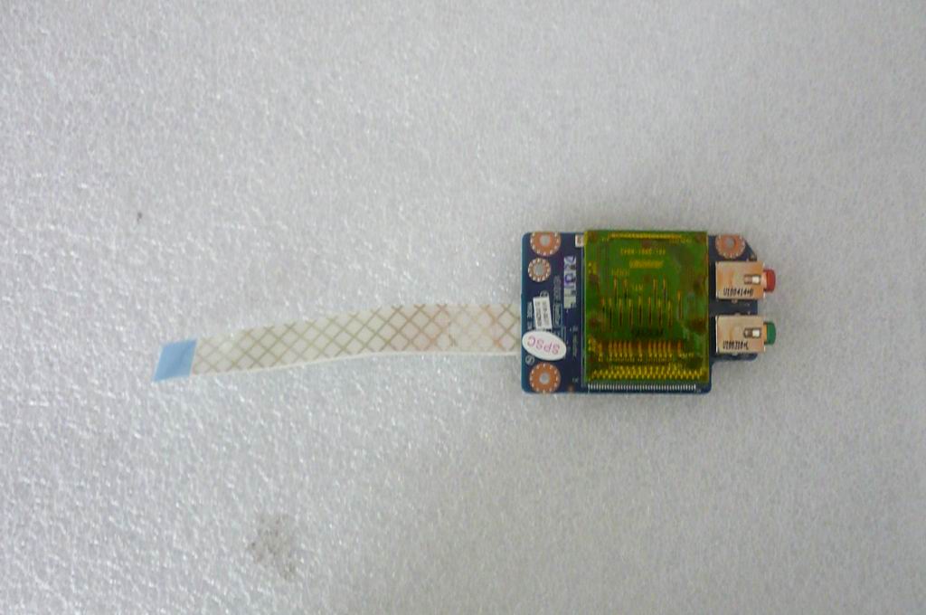 Lenovo Reader Niwe2 Card 15.6 - 11011875