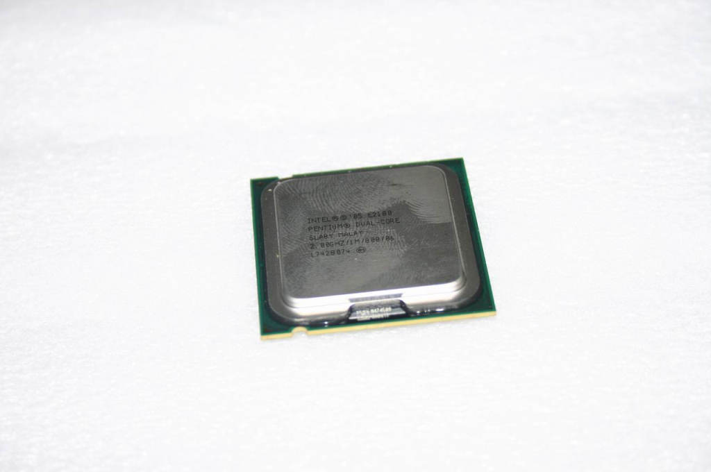 Lenovo Cpu Intel Pdc E2180 2.0/800/1M - 1004838