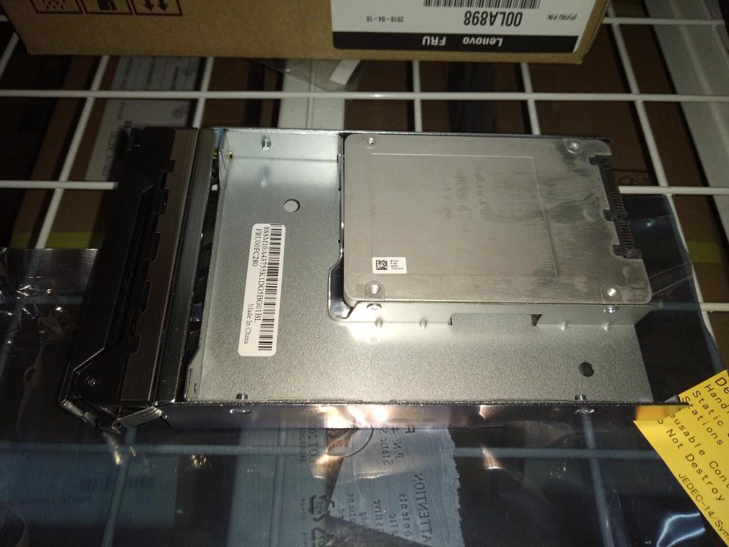 Lenovo Sd Solid State Drives - 00LA898