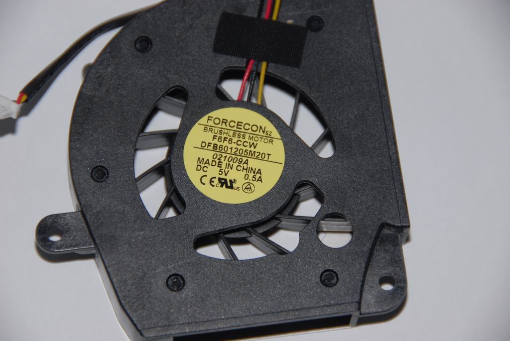 Lenovo 31030500 Assembly Fan Uma Atzhv Igt31