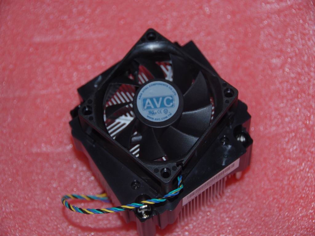 Lenovo 31039636 Fan Avc Z7Ul06B006 95W/65W Coo