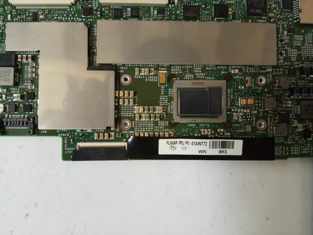 Lenovo Win,7Y57,4Gb,Wwan,Amt,Ytpm2 - 01AW772