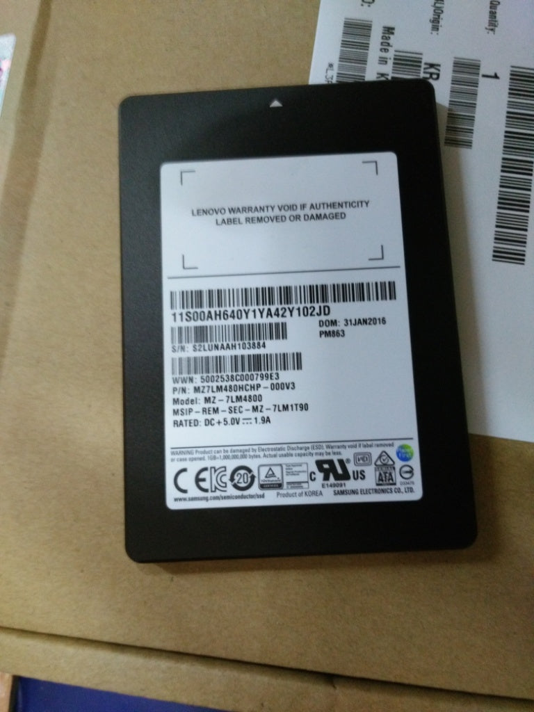 Lenovo Sd Solid State Drives - 00LF232