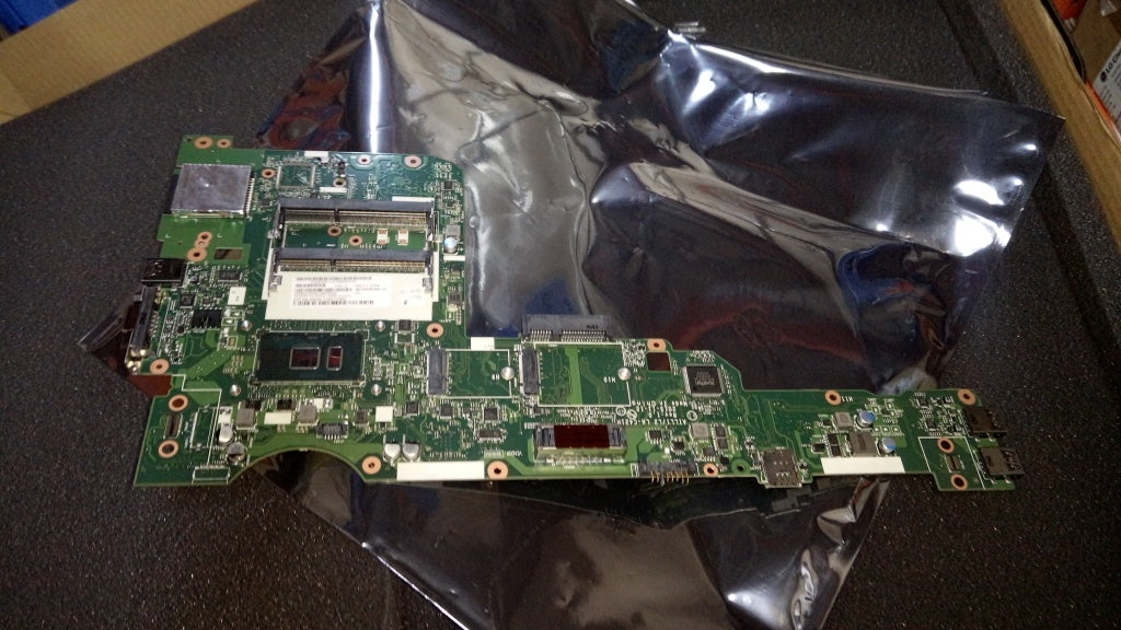 Lenovo Pl System Boards - 00UR707