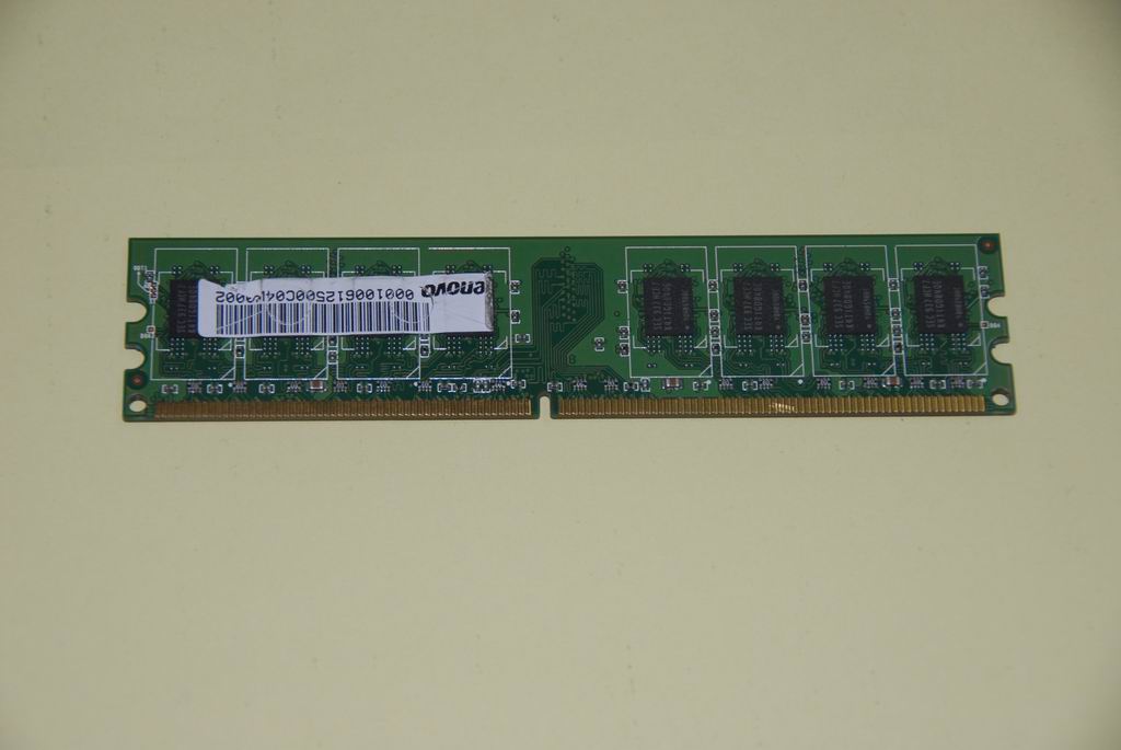 Lenovo Ddrii 2G Sam S K4T1G084Qe 800 - 1006125
