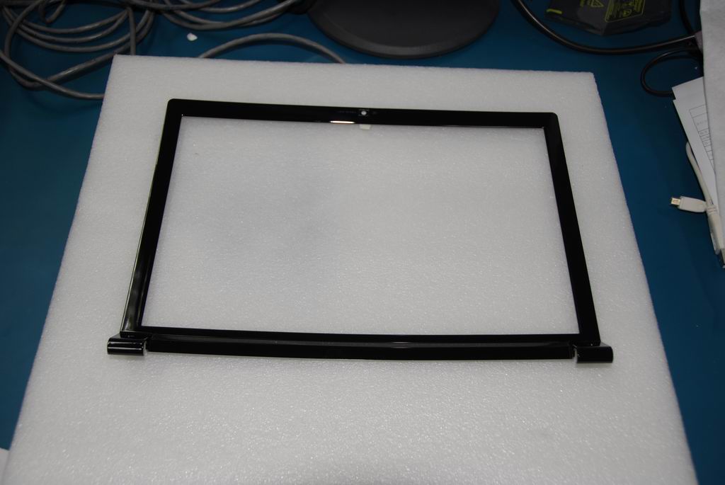 Lenovo 31034499 Lcd Bezel Jitr1 Ap040000800 71