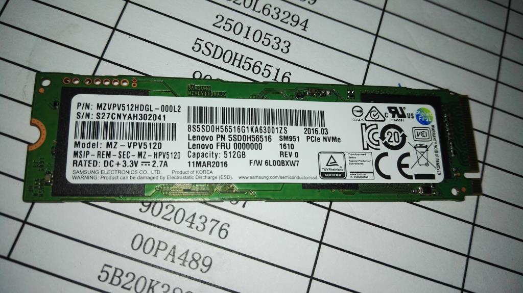 Lenovo 5SD0H56516 Sd Solid State Drives