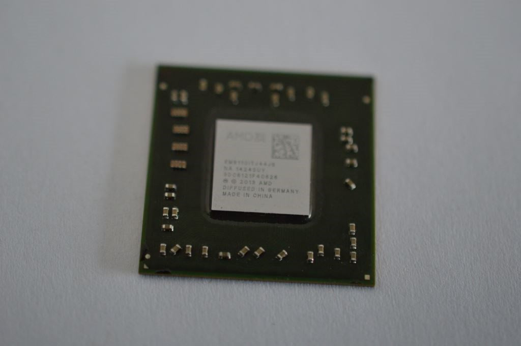 Lenovo Replacement Part - 102500692