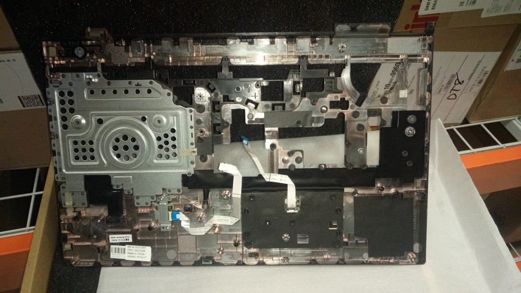 Lenovo Kp Kybd Bezels And Palmrests - 00JT226