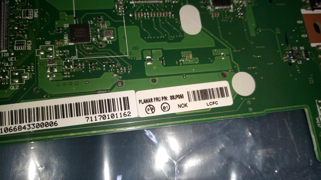 Lenovo Mb - 00UP050